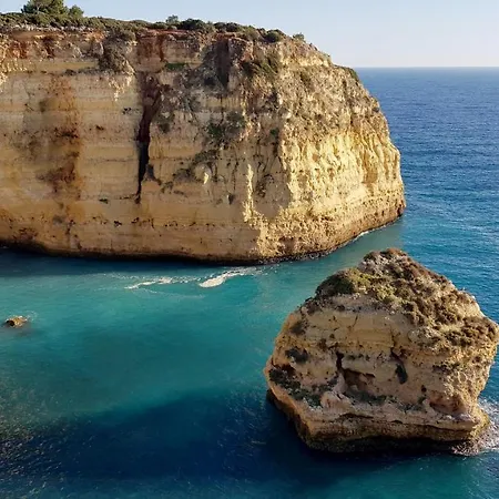 2 Terrace Town House